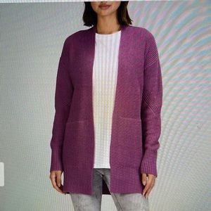 Like new lululemon “cashlu sweater wrap”